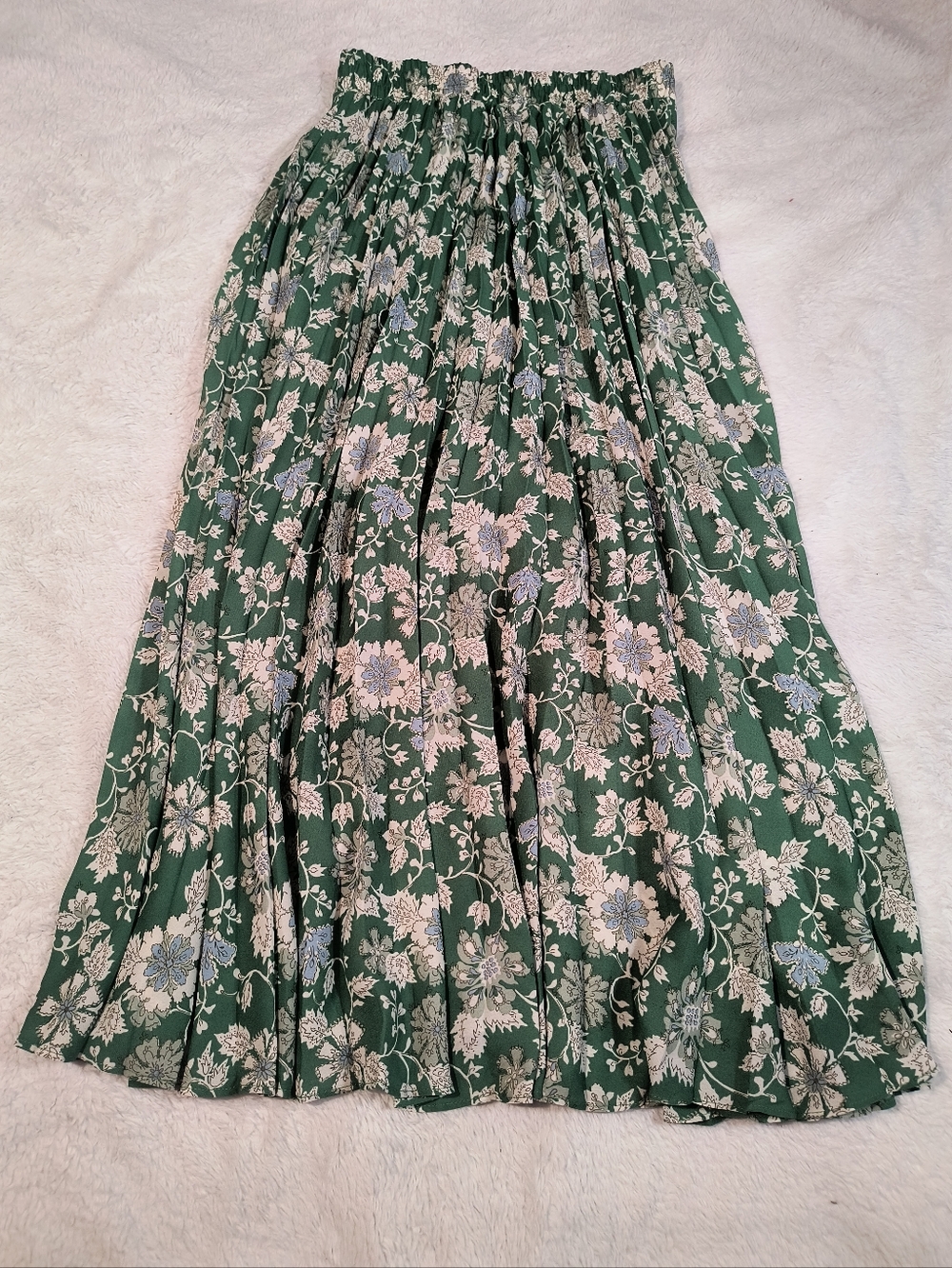 Max Studio Pleated Midi Skirt Green Floral Size Small Boho Cottagecore